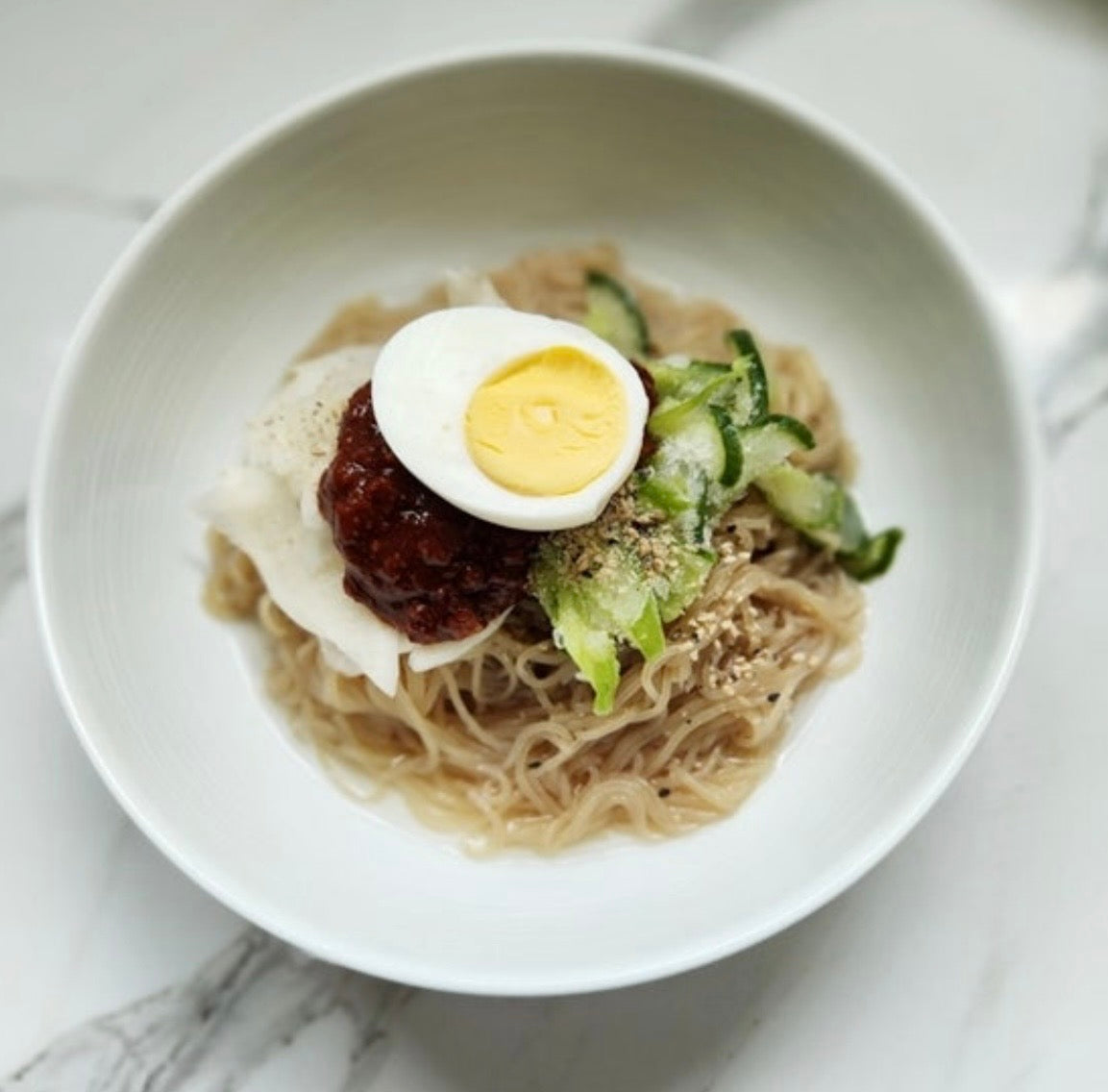 비빔냉면