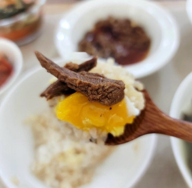 소고기 메추리알 장조림